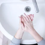 Dekoracyjny zbiornik 400 l na deszczówkę — oszczędność w dobrym stylu